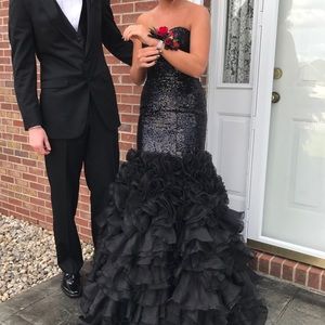 Ellie Wilde prom dress